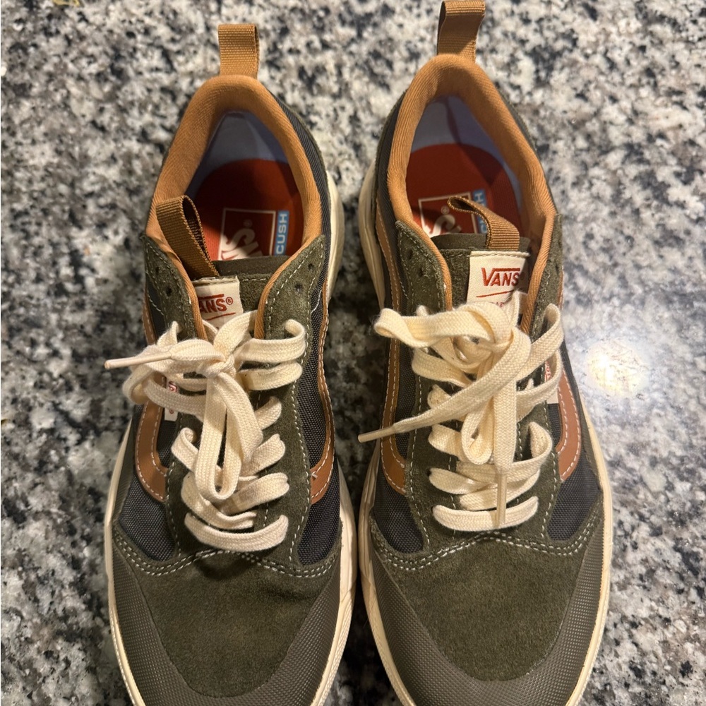Vans Men's Olive and Brown Sneakers